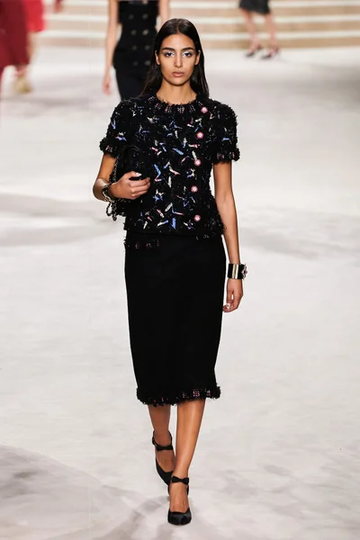 Look 43